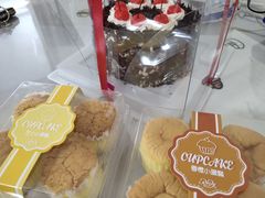 芝士小蛋糕-红宝石·鲜奶小方·海派西点房(南翔店)