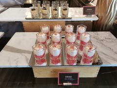 -圣丰索菲特·2 On 988 Café 自助餐厅