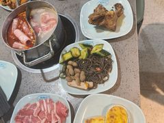 -金滏山烤肉·海鲜·火锅自助餐厅(襄阳万达店)
