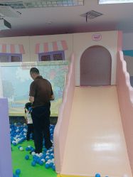 -孩子王童乐园(西安万象城店)