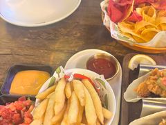 -Famous肥猫墨西哥音乐餐吧(五棵松华熙LIVE店)