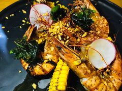 惹味胡椒虾配烤玉米-CHILLAX轻乐时(侨建·Hi City店)