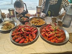 -巴厘龙虾·榜首油焖大虾(音乐学院·沿江酒馆店)