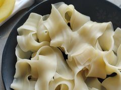 -忘情水鱼头·鲜鱼火锅(滨江中路店)