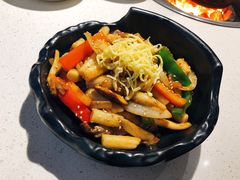 宫廷炒年糕-本家韩国烤肉(青岛万象城店)