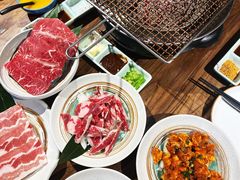 -明洞阿姨·韩式酱蟹烤肉·创意料理(三元桥店)