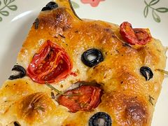 -VERIE BAKEHOUSE