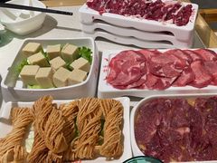 -浪里寻·臻牛养生牛肉火锅(方圆荟店)