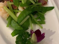荷兰豆腊味炒虾仁-云中小雅