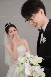 -雪中彩影婚纱摄影·微光艺术中心