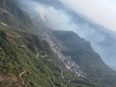 -定都峰
