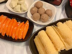 -鲜入围煮花胶鸡海鲜火锅