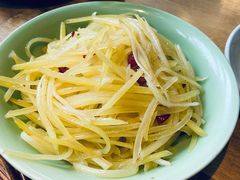 酸辣土豆丝-弄堂里(阿里西溪A区店)