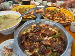 -休记光头香辣蟹干锅(绵竹店)