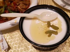 手工自制酸奶-巴扎美食·新疆菜·西域歌舞表演餐厅(新疆大厦店)