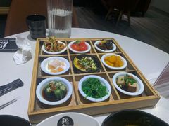 九宫格玲珑前菜-新仙清汤牛腩(铜锣湾店)