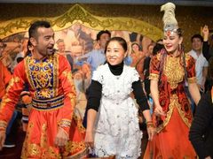 -维吾尔餐厅(宜山路店)