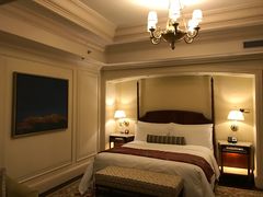 -广州富力丽思卡尔顿酒店