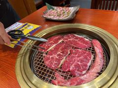 -喜牛烧肉酒场·黑金店(威高广场店)