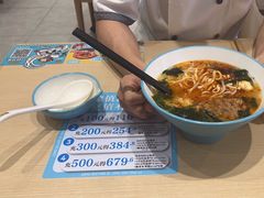 -灵芝妹子海鲜米线(凯德和平广场店)