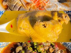 -七的湖·晚芳亭·阳澄湖农家菜·大闸蟹(莲花岛店)