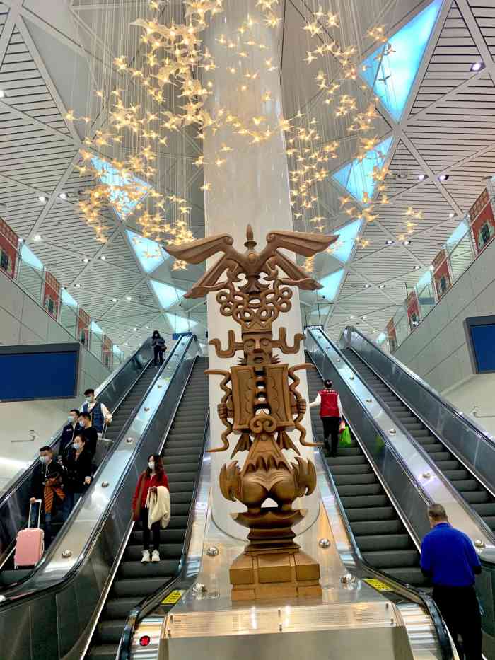 天河机场地铁站――武汉的交通个人觉得是相当的给力啊