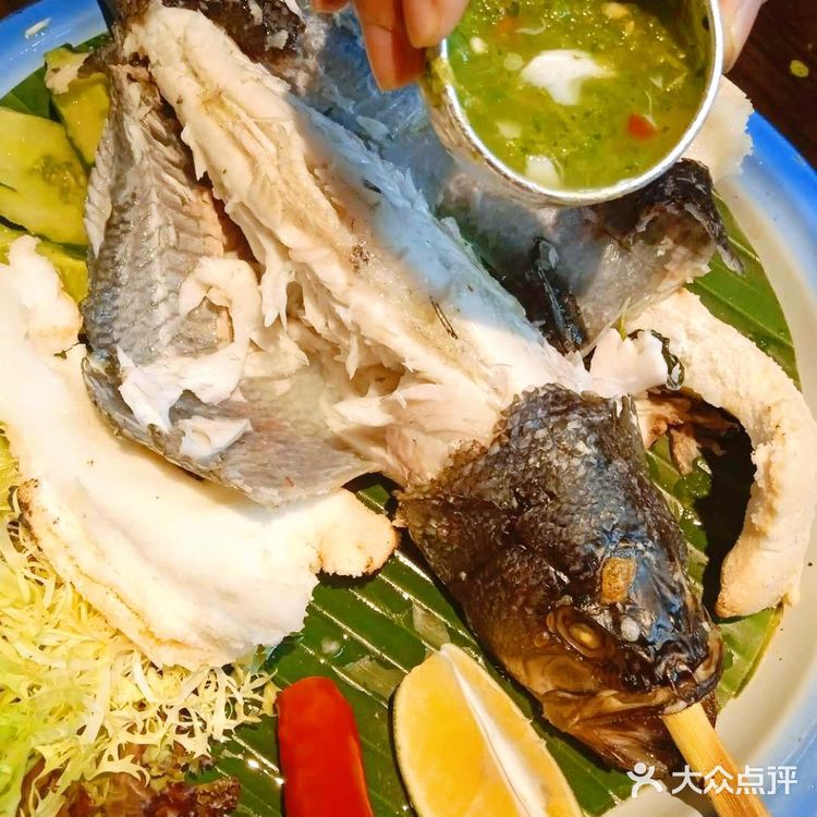 [亲亲][亲亲]探密泰妃殿宝藏级甜品:手提达叻椰子冰沙[胜利][胜利]