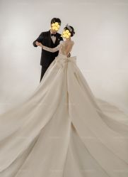 -雪中彩影婚纱摄影·微光艺术中心