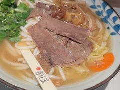 -鑫花溪牛肉米粉(凤凰街创始总店)