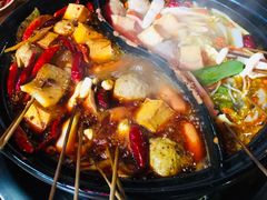 -灌县老妈砂锅串串香(万科红生活广场店)