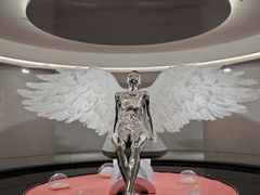 -涨巢·潮玩水疗局