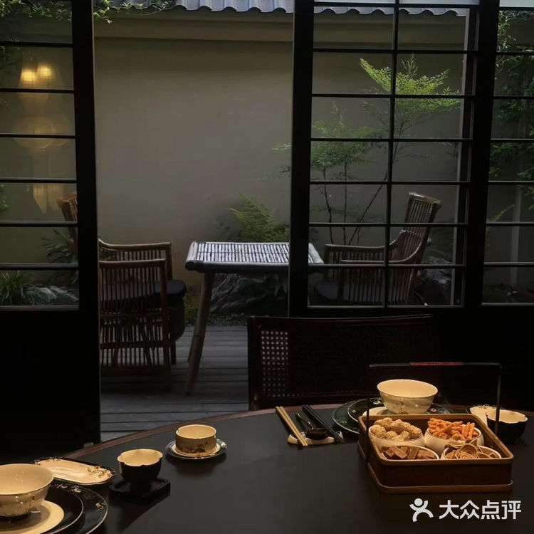 [色]未下山｜藏在宋式庭院里的神仙湘菜