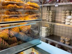 -白玉兰食品甜凤店(合生汇店)