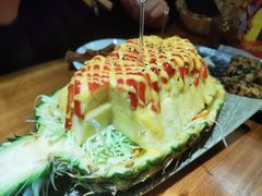 菠萝沙拉-小木屋米酒店总店