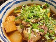香辣牛腩面-食之六七·面(朝阳大悦城店)
