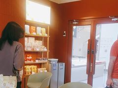 -奈雪的茶(市百一店)