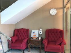 -苗方清颜痘肌研究所