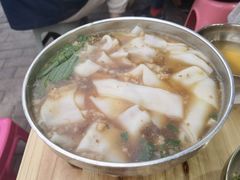 小锅米干-老仓醋米线(万达店)