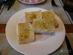 -Kitchen·Y洋厨房西餐厅(王府壹号店)