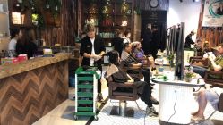 -PE SALON