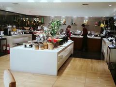 -武汉光谷广场杨家湾地铁站怡程酒店