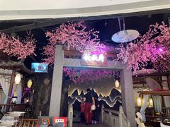 -韵秋荷(宝山龙湖天街店)