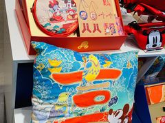 -名创优品(万达广场河东店)