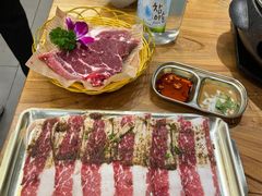-青瓦餐厅·生鱼片·韩园烤肉(西塔店)