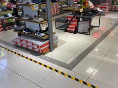 -云柏鞋业(十里堡店)