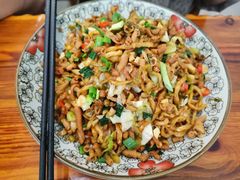香肠鸡肠炒面-跃跃鸡肠面(人民北路店)