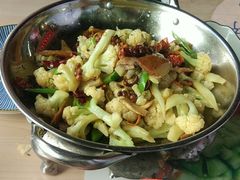 -天天向上素食餐厅(五台山店)
