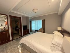 -上海光大会展中心国际大酒店