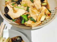 -何适山庄·团餐住宿(水长城P2停车场店)