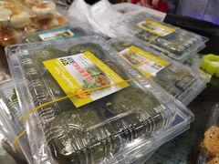艾叶咸蛋黄肉松青团-王家沙点心店(南京西路总店)
